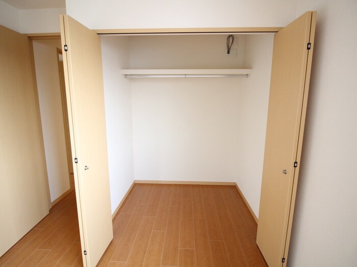 物件内観写真15　(収納)