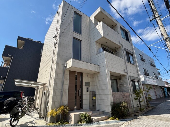 物件外観写真2　(外観写真)