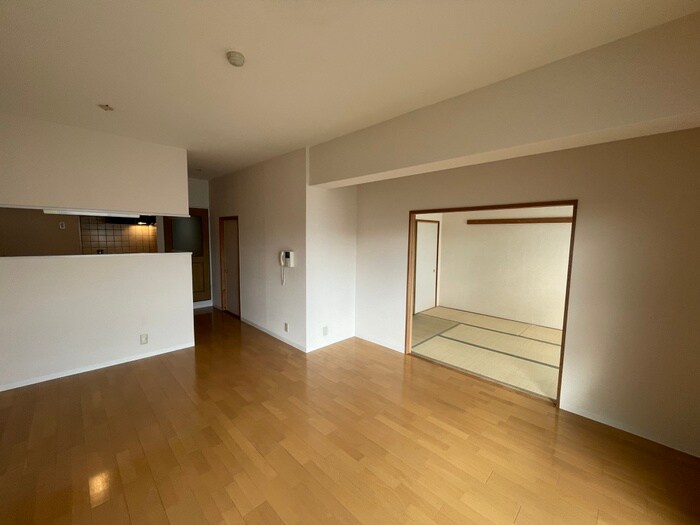 物件内観写真9　(居室)