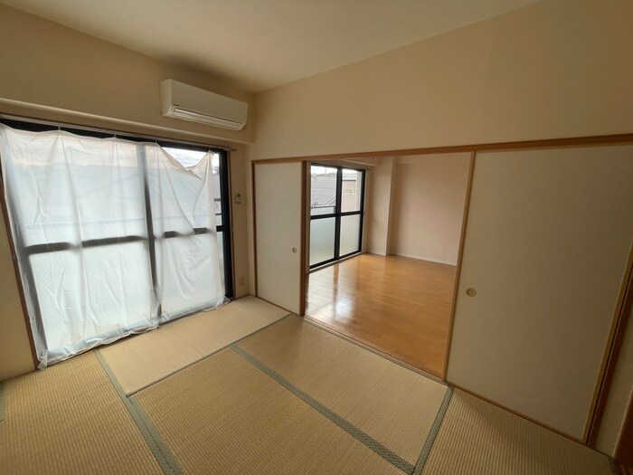 物件内観写真10　(居室)