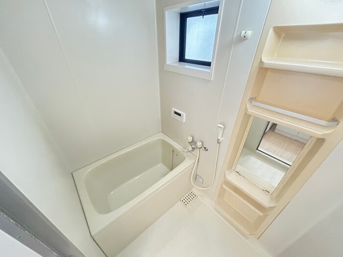 物件内観写真12　(バス／シャワールーム等)