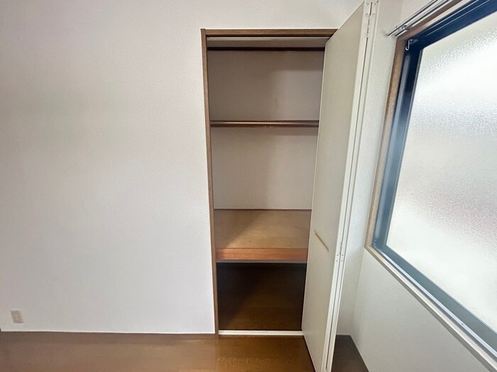 物件内観写真18　(収納)