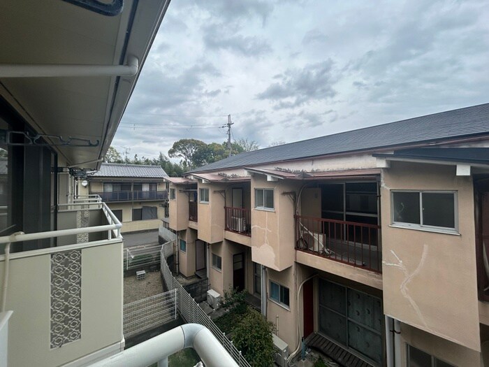 物件内観写真20　(室内からの展望)