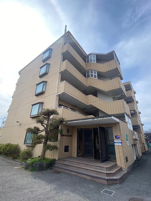 物件外観写真6　(駐輪場)