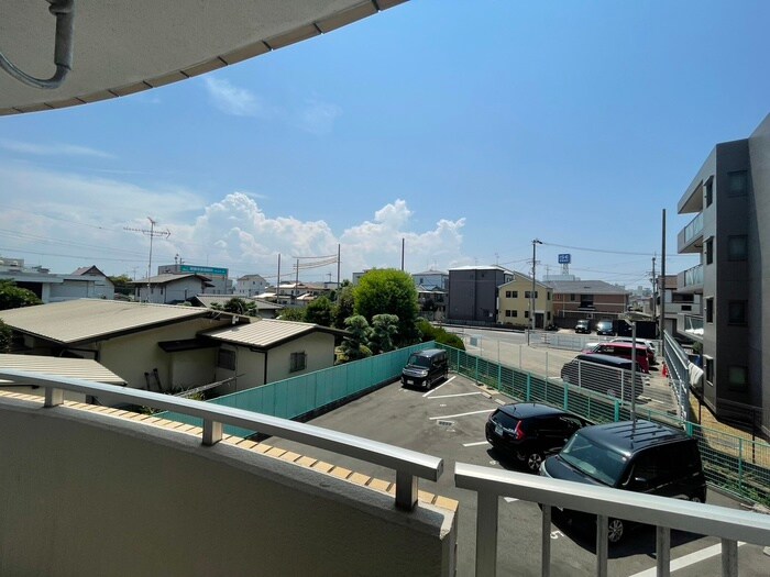 物件内観写真17　(室内からの展望)