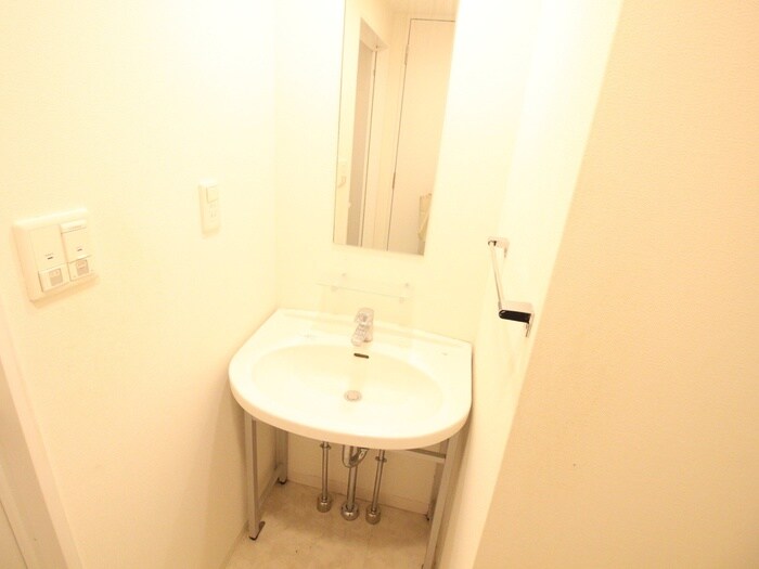 物件内観写真13　(バス／シャワールーム等)