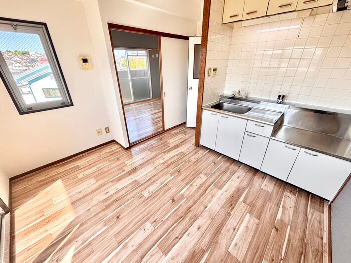 物件内観写真12　(居室)