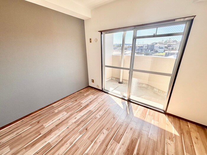 物件内観写真14　(居室)