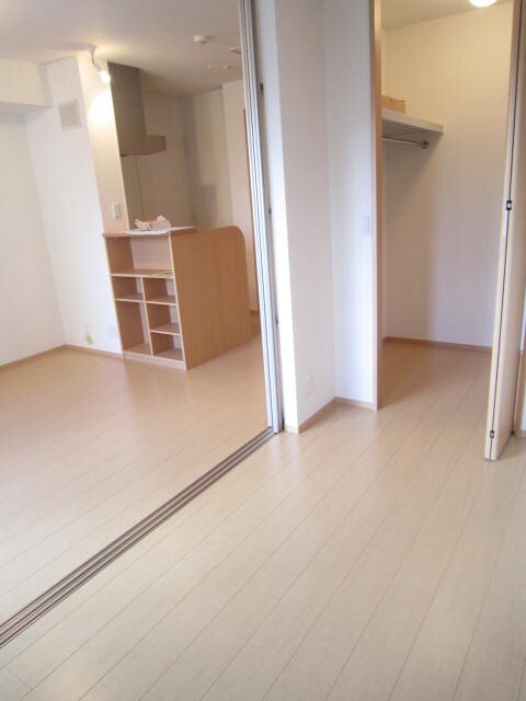 物件内観写真11　(居室)