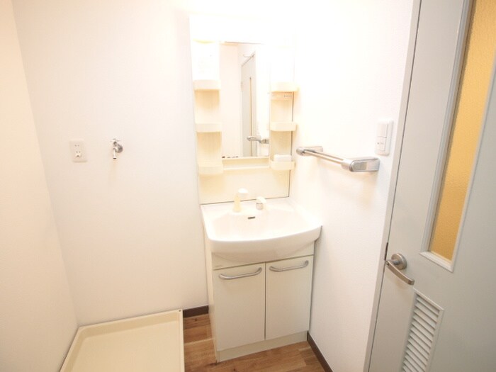 物件内観写真8　(洗面)