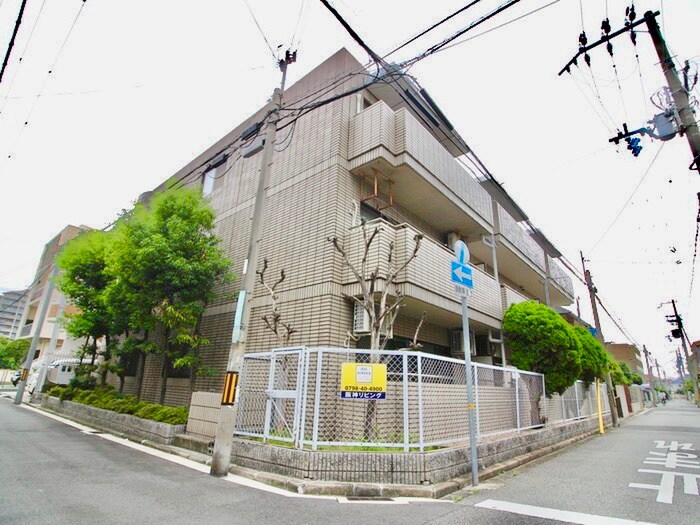 物件外観写真6　(外観写真)