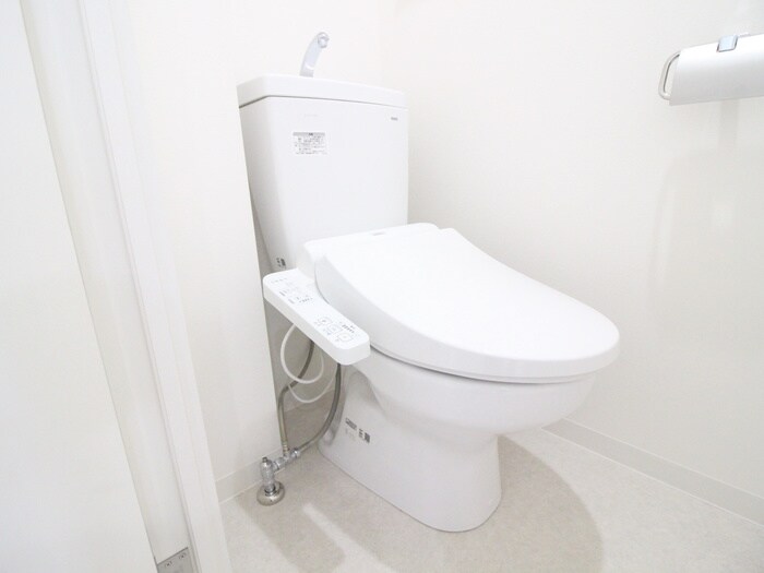 物件内観写真11　(トイレ)