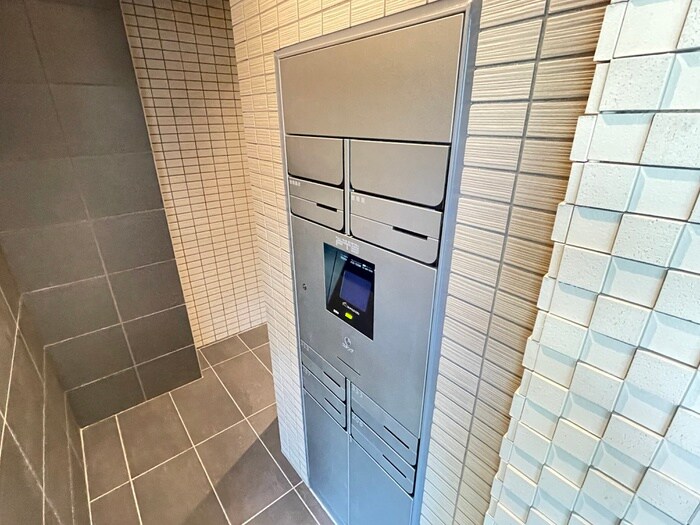 物件外観写真4　(建物設備)