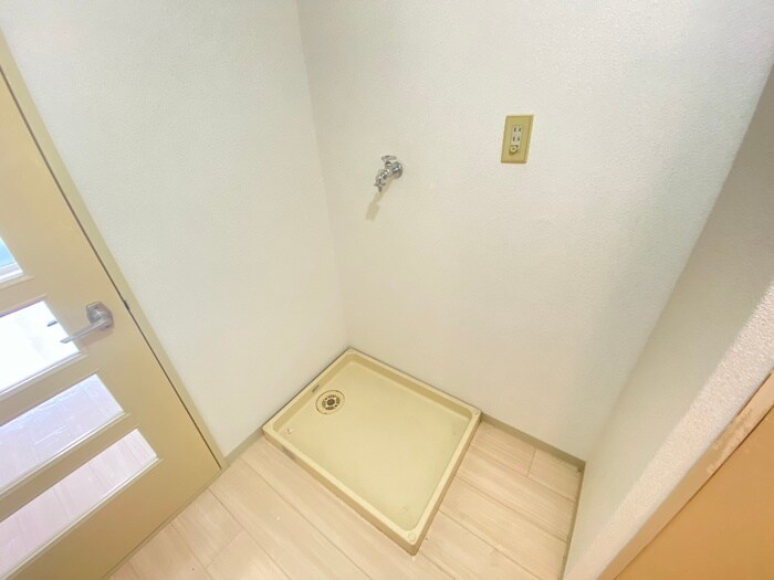 物件内観写真20　(洗濯機置場)