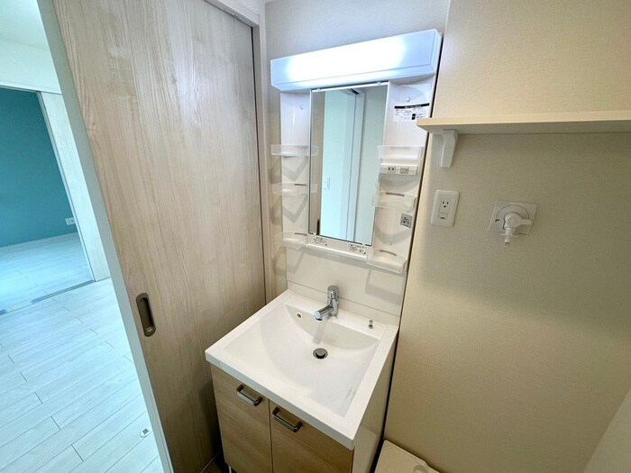 物件内観写真7　(洗面)