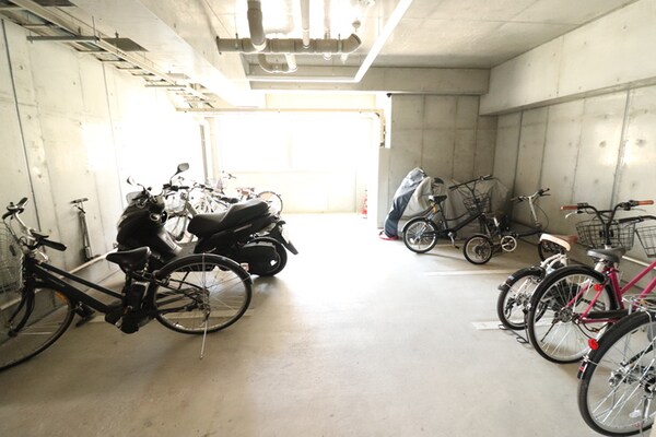 駐輪場