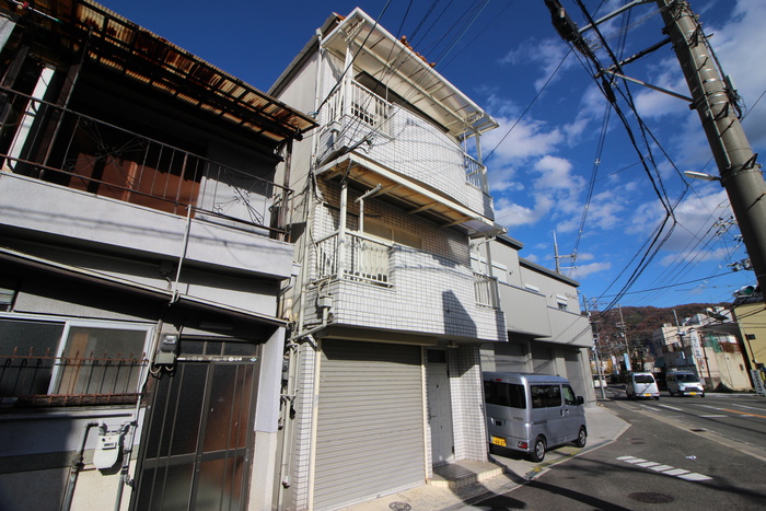 深野北貸家