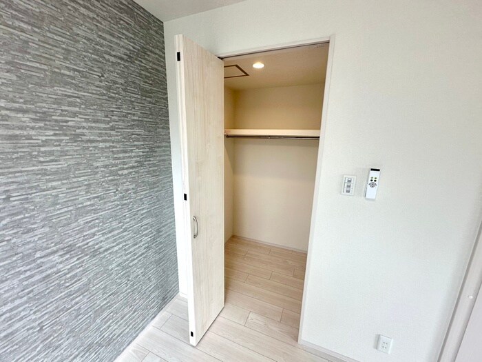 物件内観写真9　(収納)