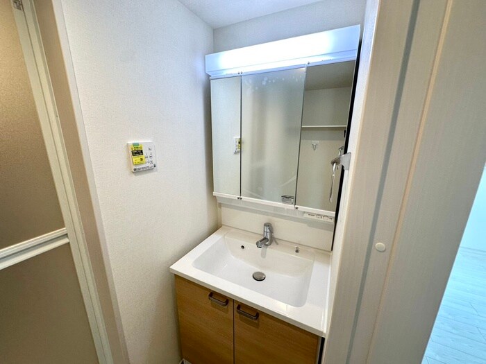 物件内観写真10　(洗面)