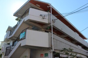 シブヤハイツ外観写真