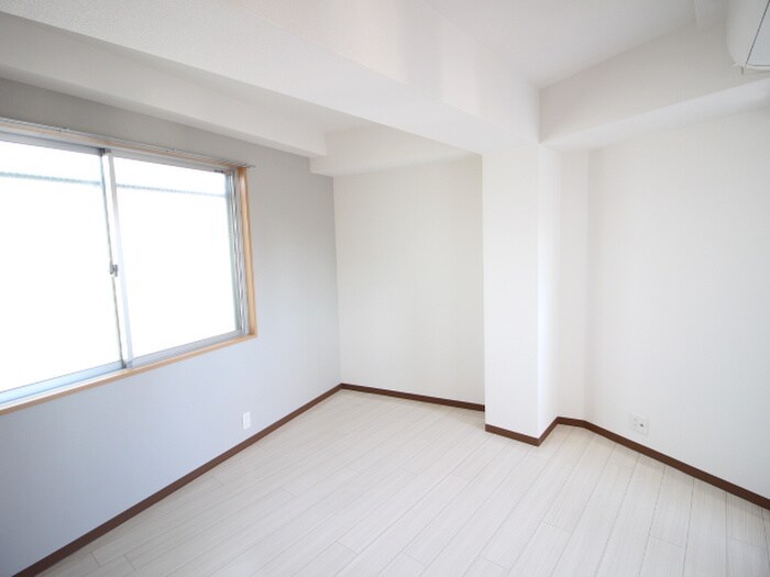 物件内観写真21　(居室)