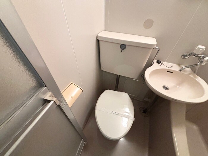 物件内観写真15　(トイレ)