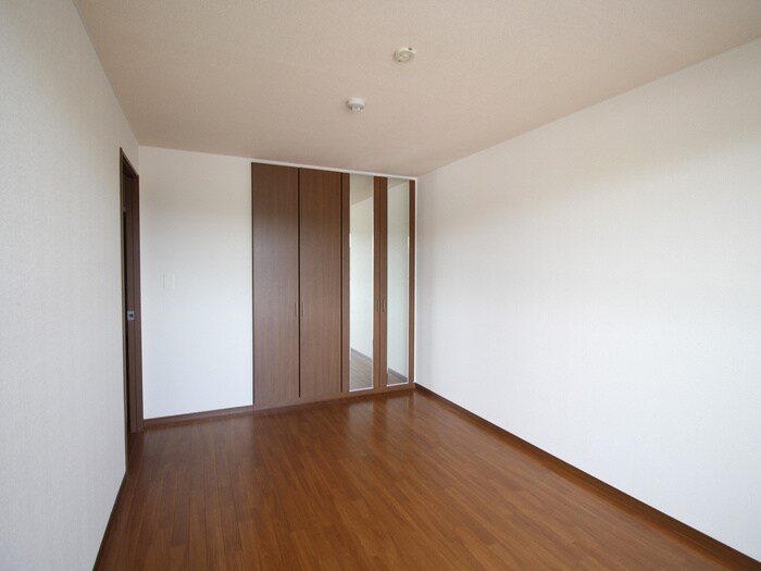 物件内観写真19　(居室)