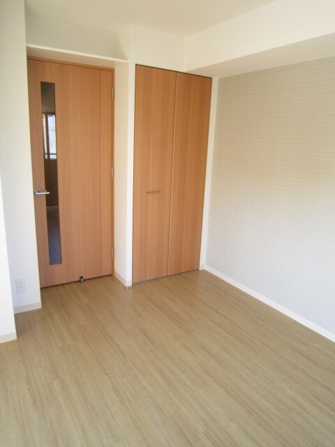 物件内観写真5　(居室)