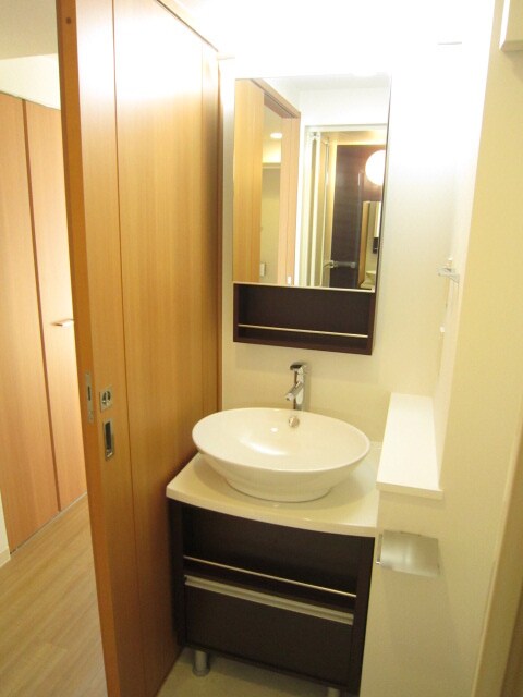 物件内観写真9　(洗面)