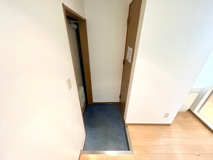 物件内観写真19　(玄関)