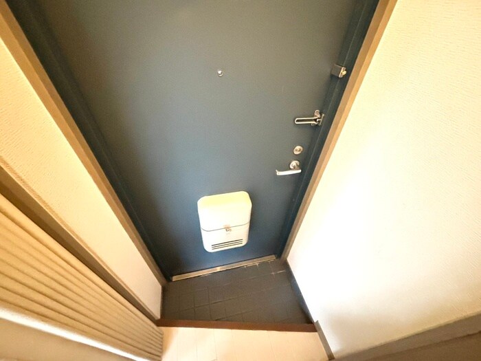物件内観写真15　(玄関)