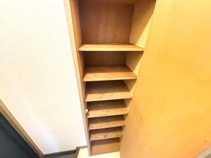 物件内観写真17　(靴箱)