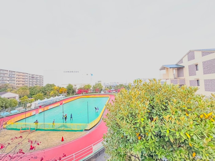 物件内観写真21　(室内からの展望)