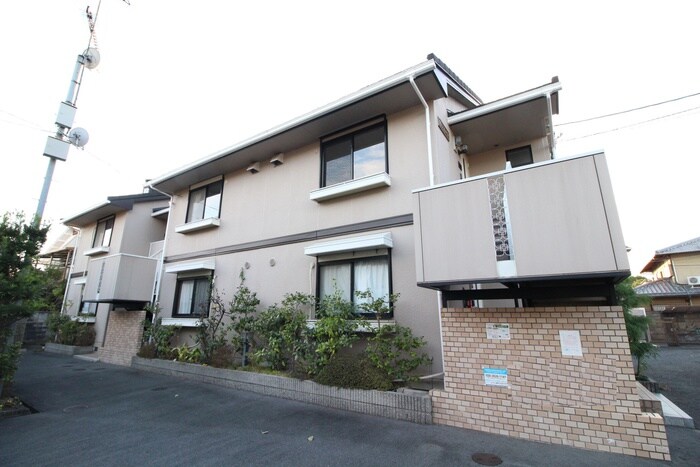 物件外観写真1　(外観写真)