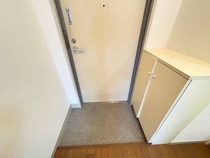 物件内観写真21　(玄関)