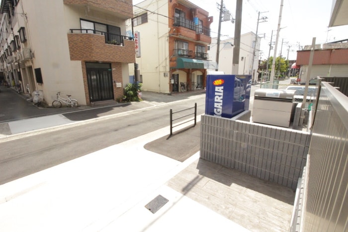 物件内観写真22　(室内からの展望)