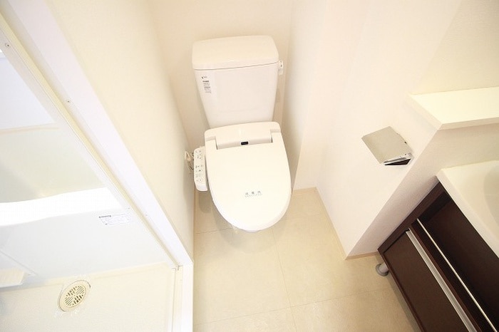 物件内観写真15　(トイレ)