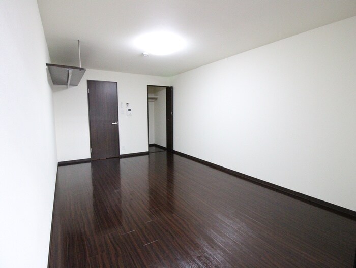 物件内観写真6　(居室)