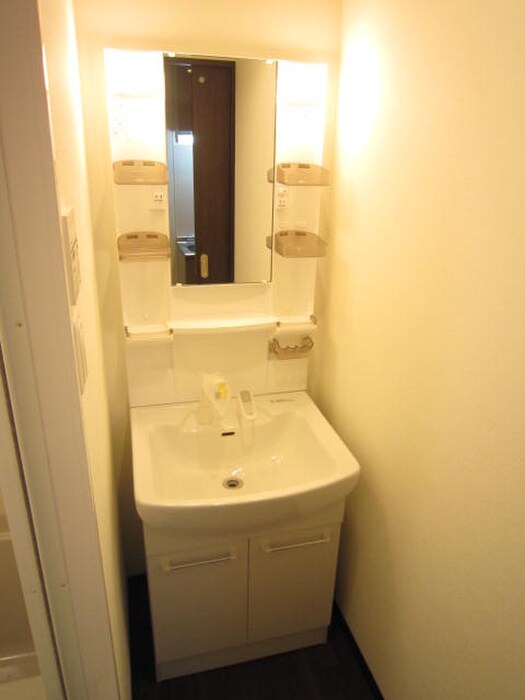 物件内観写真7　(洗面)