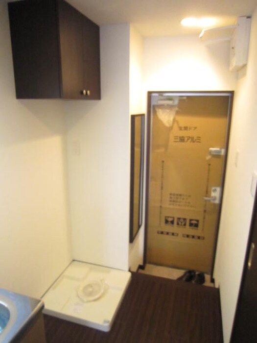 物件内観写真13　(廊下)