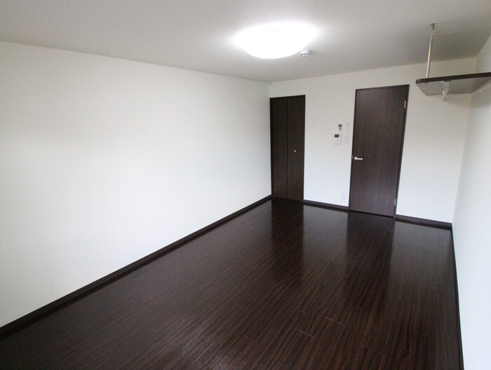 物件内観写真13　(居室)