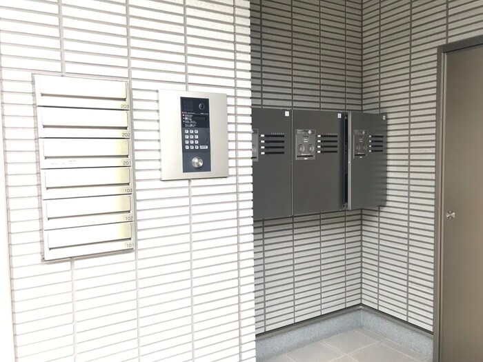 物件外観写真4　(建物設備)