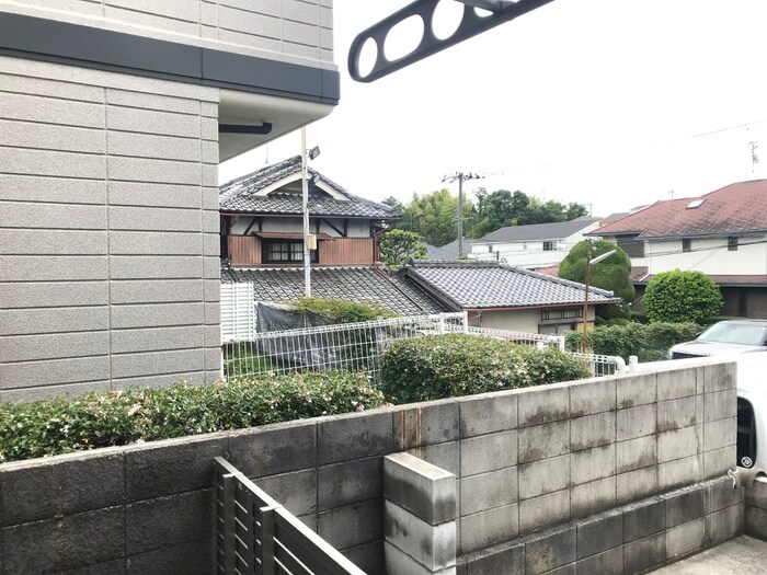 物件内観写真16　(室内からの展望)