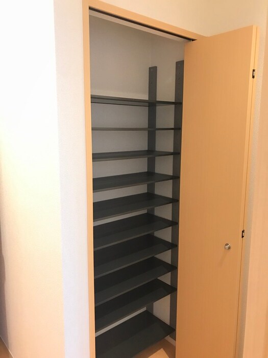 物件内観写真22　(靴箱)