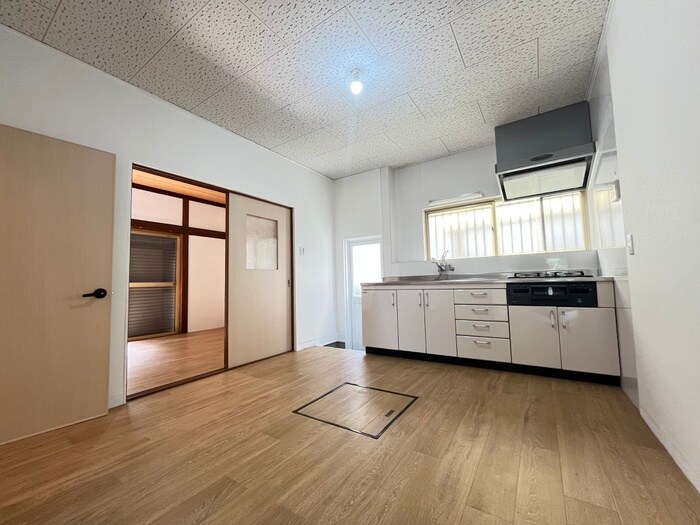 物件内観写真9　(居室)