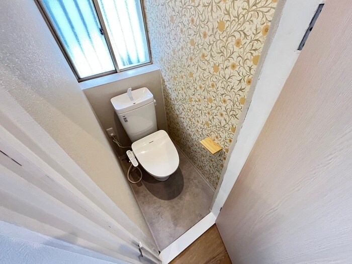 物件内観写真14　(トイレ)