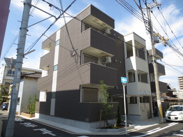 物件外観写真1　(外観写真)