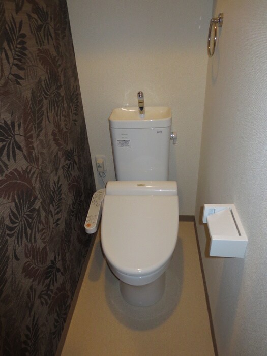 物件内観写真11　(トイレ)