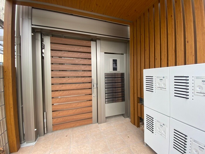 物件外観写真6　(建物設備)