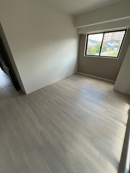 物件内観写真13　(居室)